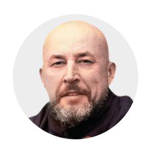 Олег Дегтяренко